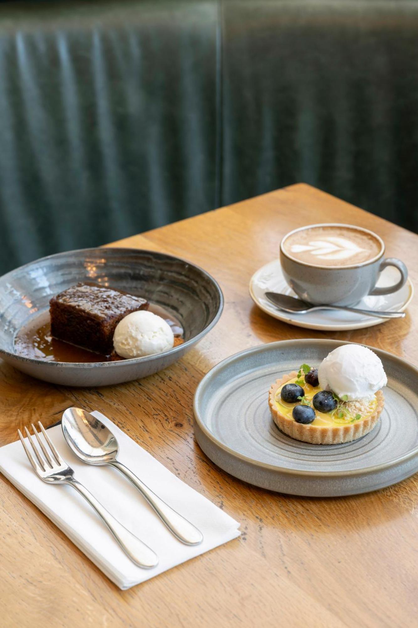 Hyatt Centric Cambridge Hotel Bagian luar foto